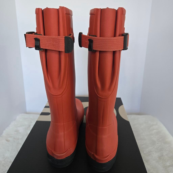 Women's Bogs Amanda II Tall Rain Boots US 7 Red-Orange Black - Picture 3 of 10